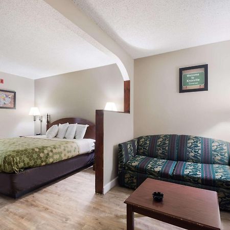 Econo Lodge Inn&Suites East Knoxville Esterno foto