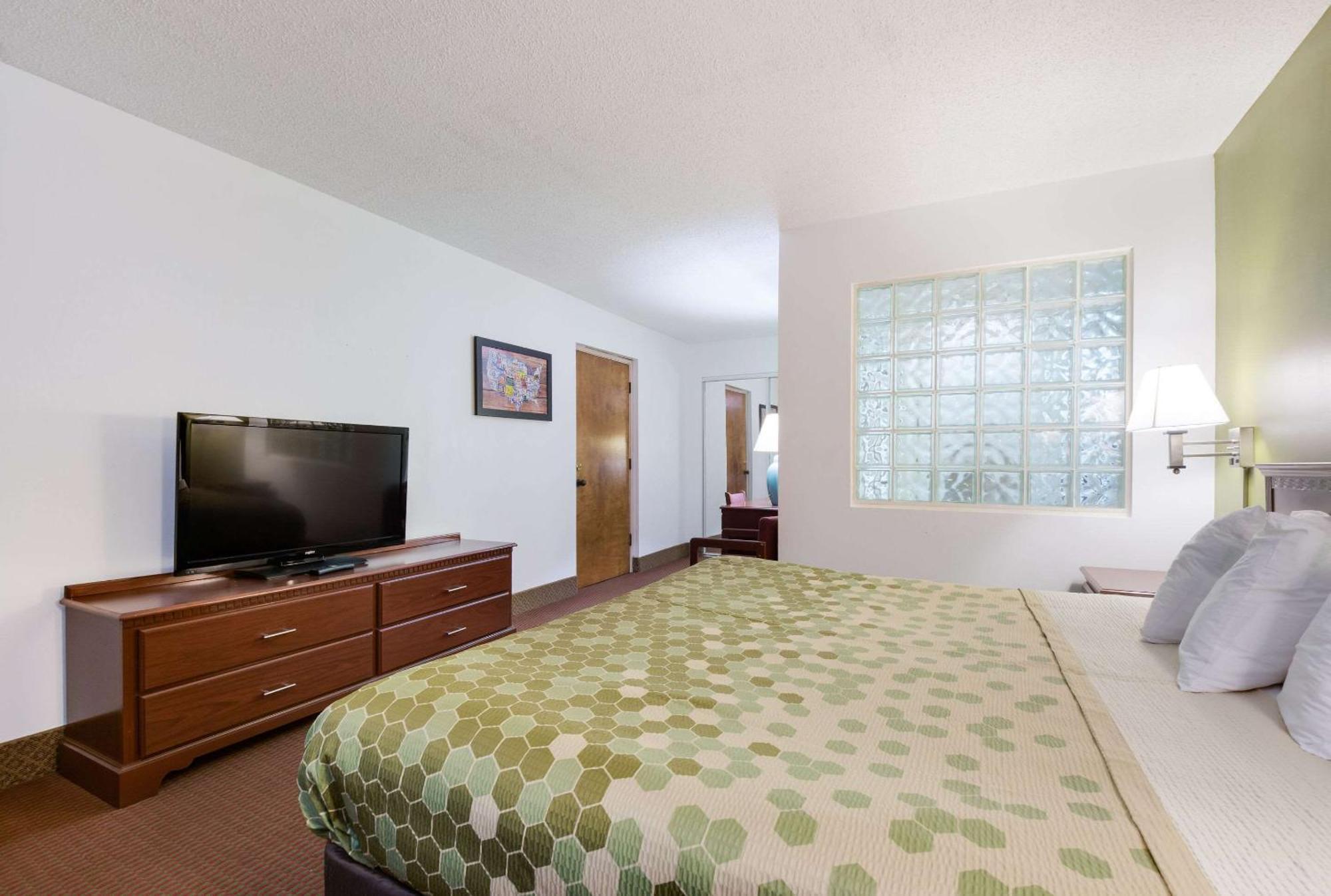 Econo Lodge Inn&Suites East Knoxville Esterno foto