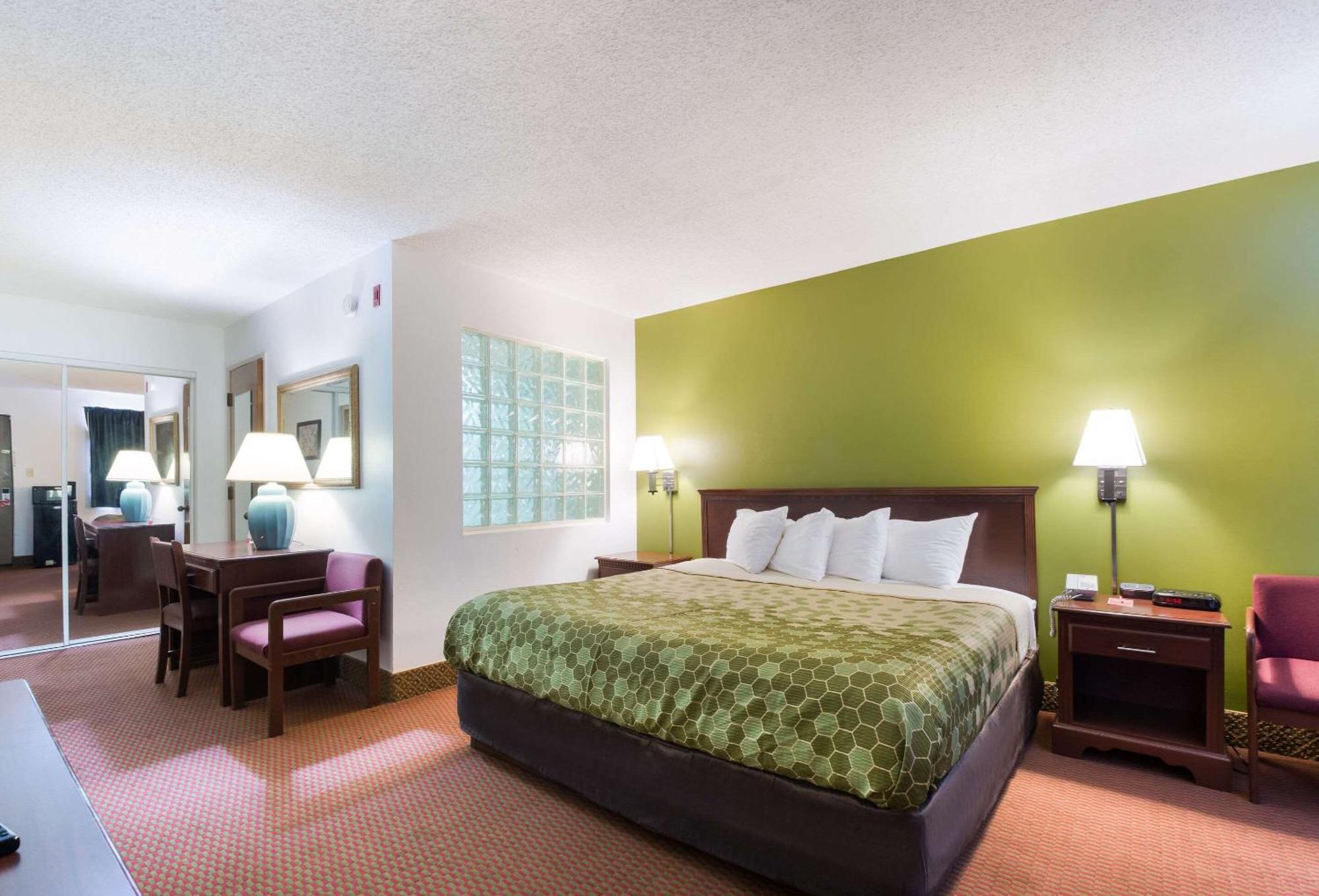 Econo Lodge Inn&Suites East Knoxville Esterno foto