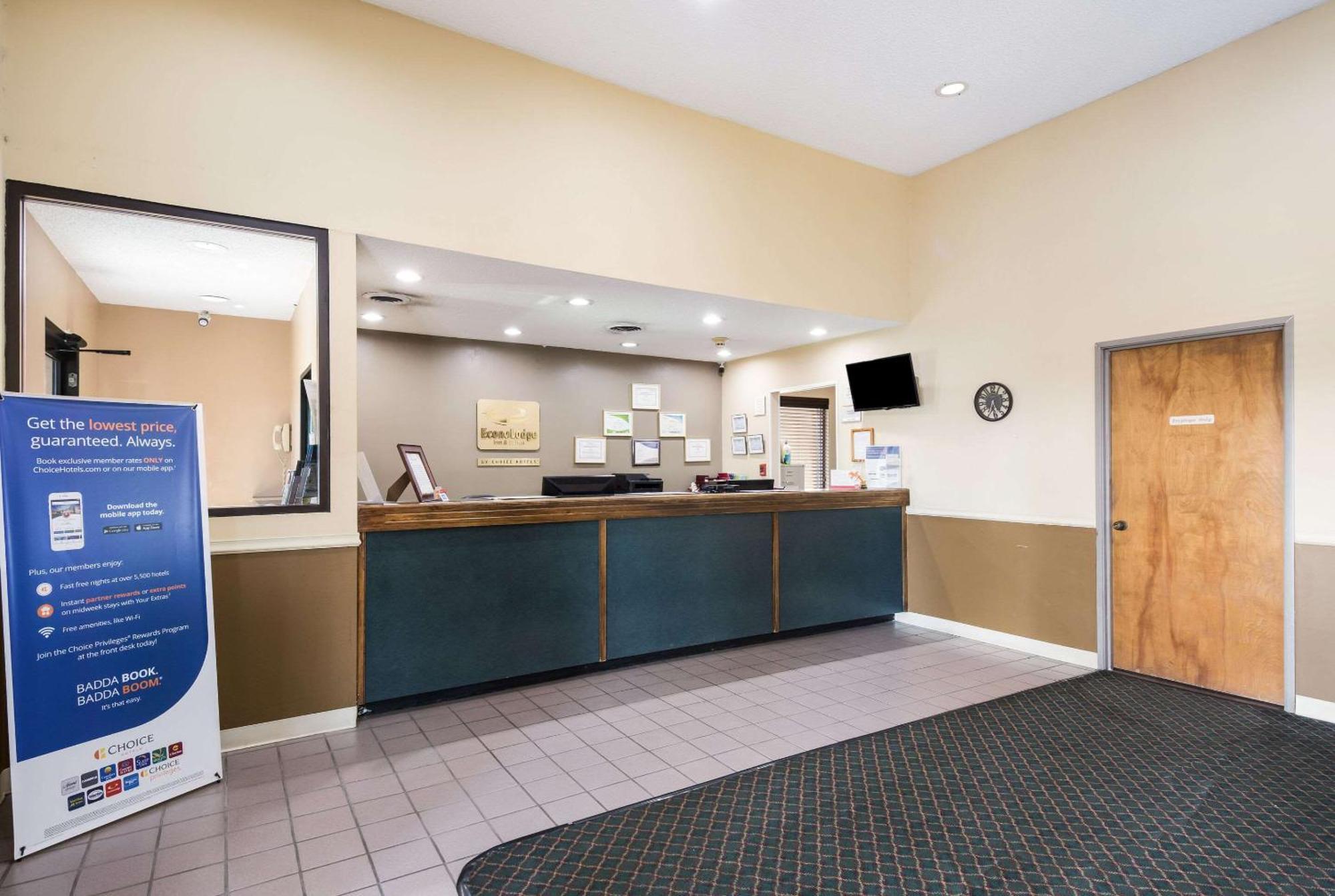 Econo Lodge Inn&Suites East Knoxville Esterno foto